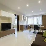 Aparthotel Instyle San Ġiljan