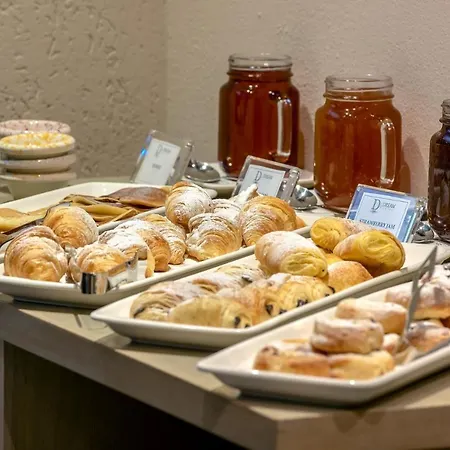 Instyle מלון דירות 3*