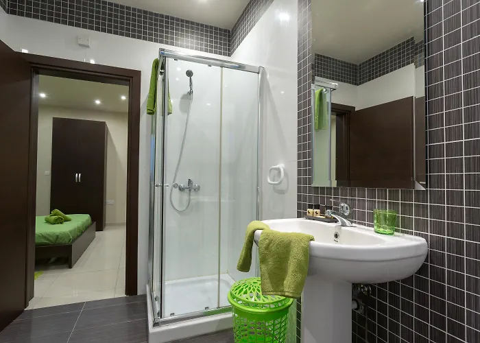 Instyle Saint Julian's