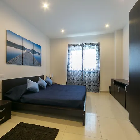 Instyle 3* San Ġiljan