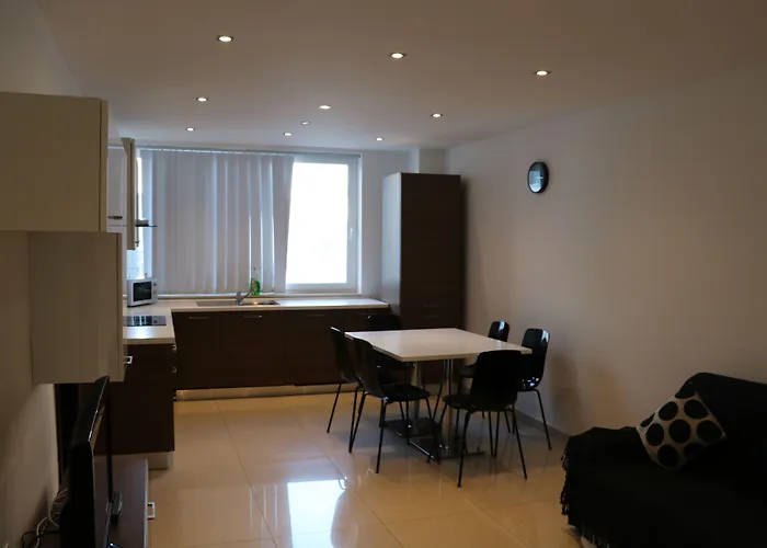 Aparthotel Instyle San Ġiljan