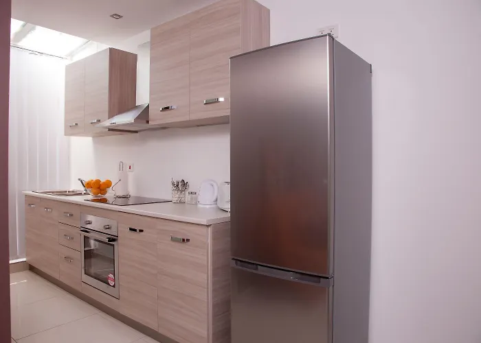 Instyle 3* San Ġiljan