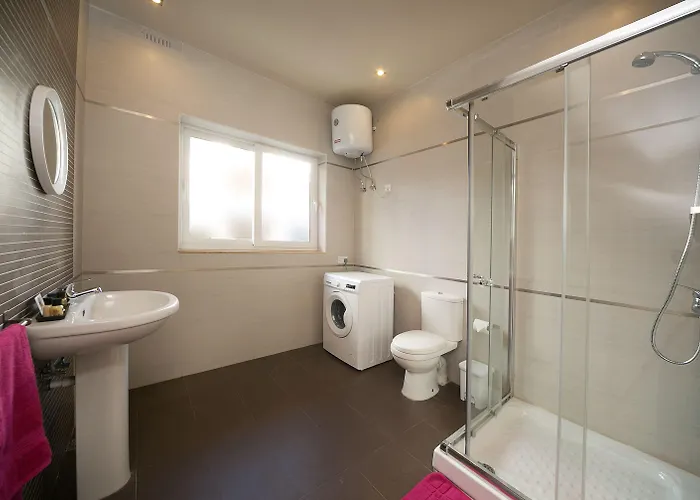 Instyle Aparthotel 3*